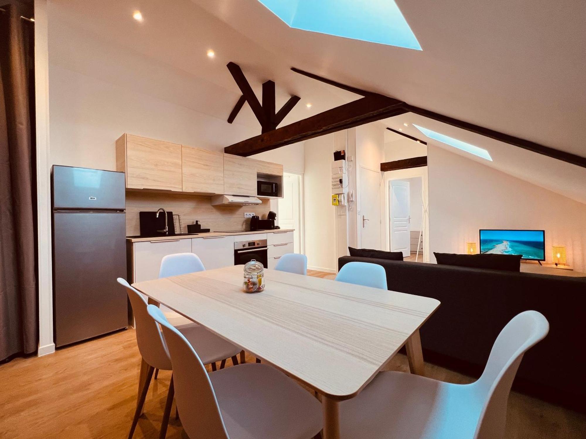 L'Ibiza - Home Homy Montluçon Extérieur photo